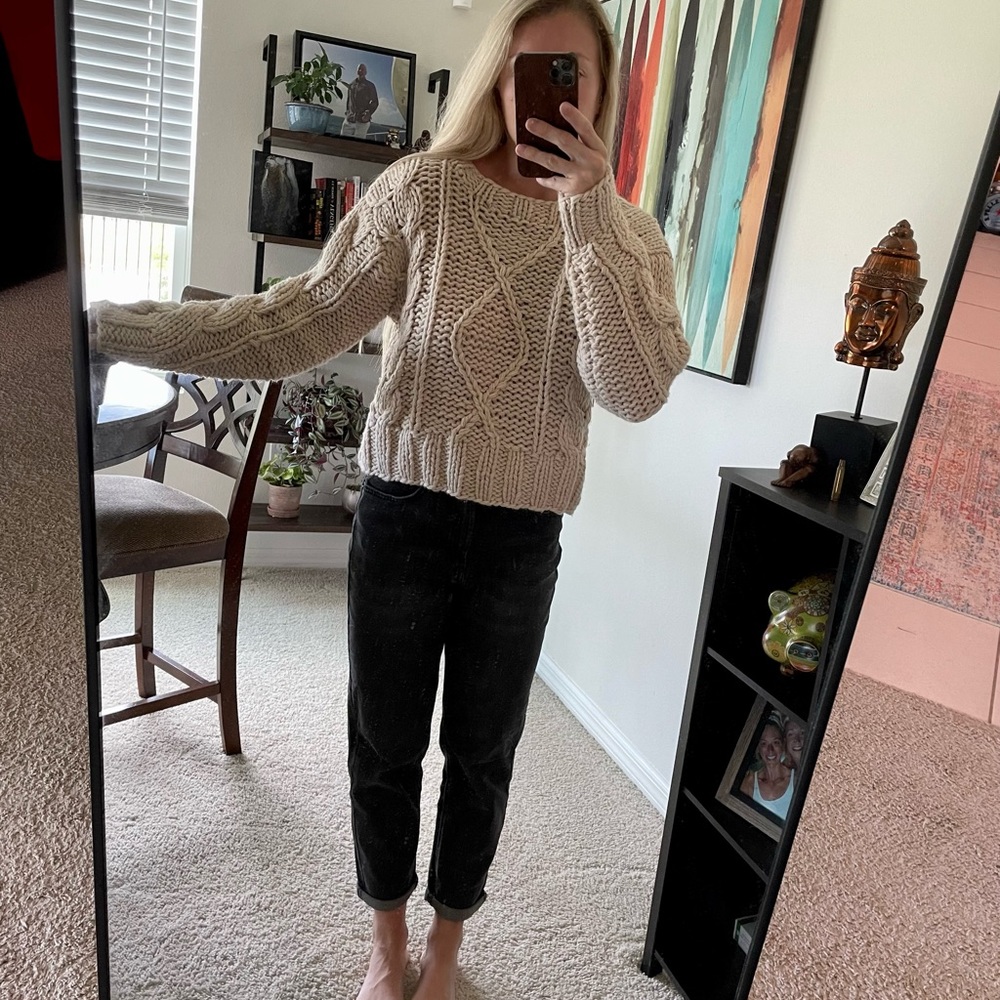 Lulus Beige Crop Sweater